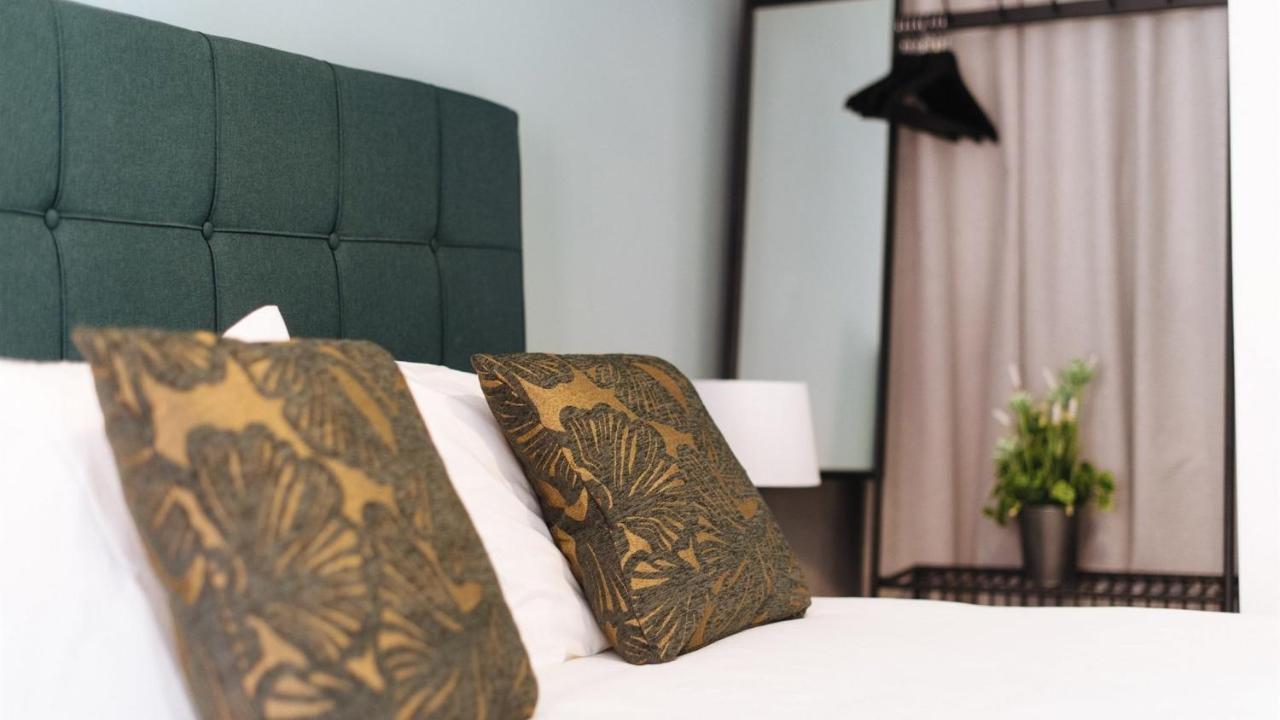 Chiqui And Vicente Suite Apartments Севілья Екстер'єр фото